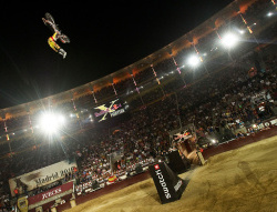 Red Bull X-Fighters 2011 powraca do Polski!