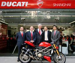 Pierwszy Ducati Store w Chinach