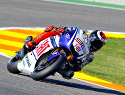 MotoGP: Lorenzo stawia kropk nad  i 