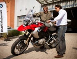 Jeremy Irons i BMW Motorrad